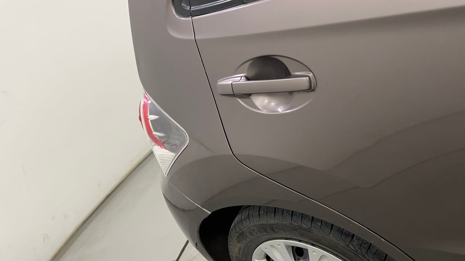 Used 2015 Honda Brio S MT Petrol Manual dents MINOR DENT