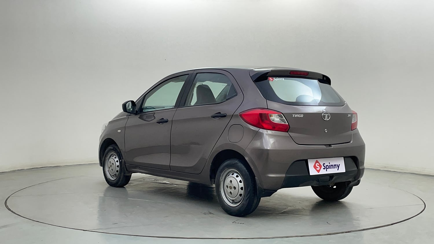 Used 2016 Tata Tiago Revotron XM Petrol Manual exterior LEFT REAR CORNER VIEW