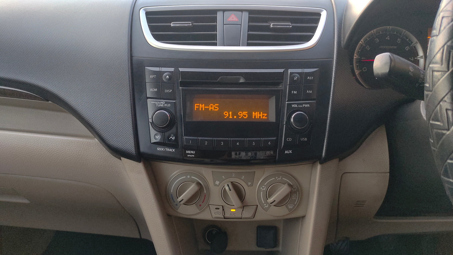 Used 2015 Maruti Suzuki Swift Dzire VXI Petrol Manual interior MUSIC SYSTEM & AC CONTROL VIEW