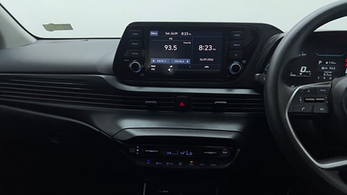 Used 2023 Hyundai i20 Sportz 1.2 IVT Petrol Automatic top_features Integrated (in-dash) music system