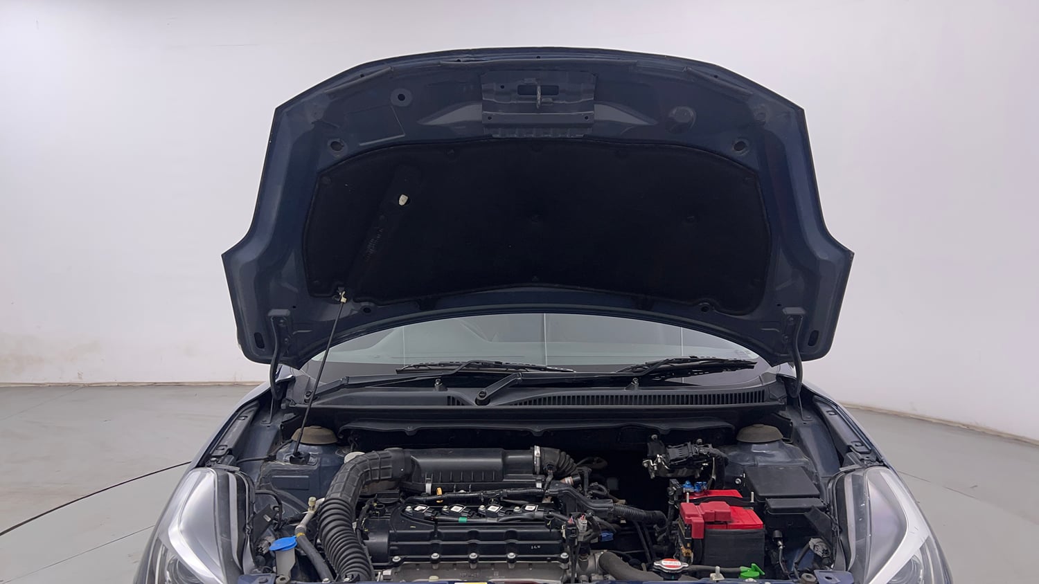 Used 2019 Maruti Suzuki Baleno Zeta Automatic Petrol Automatic engine ENGINE & BONNET OPEN FRONT VIEW