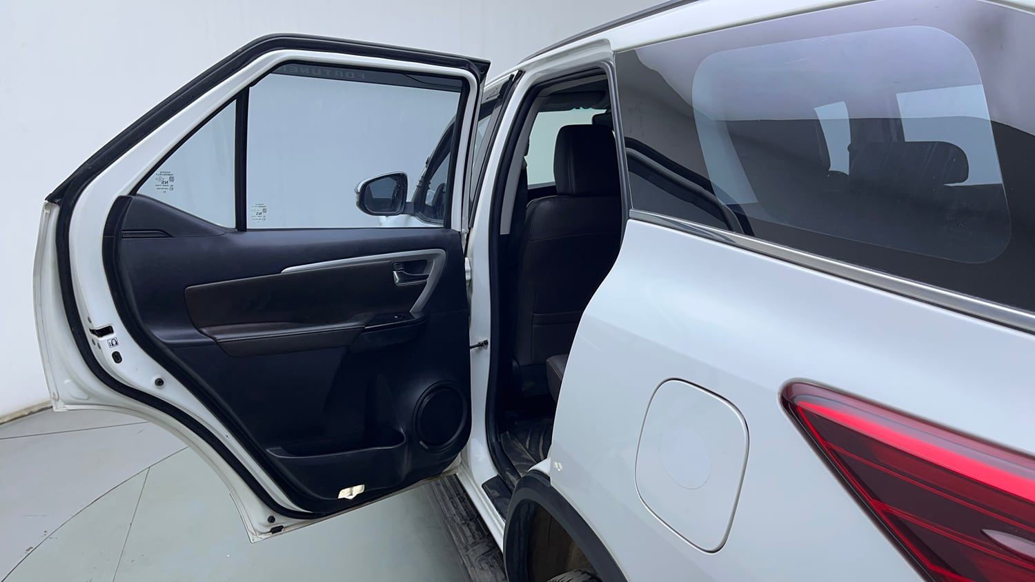 Used 2019 Toyota Fortuner 2.8 4x2 MT Diesel Manual interior LEFT REAR DOOR OPEN VIEW