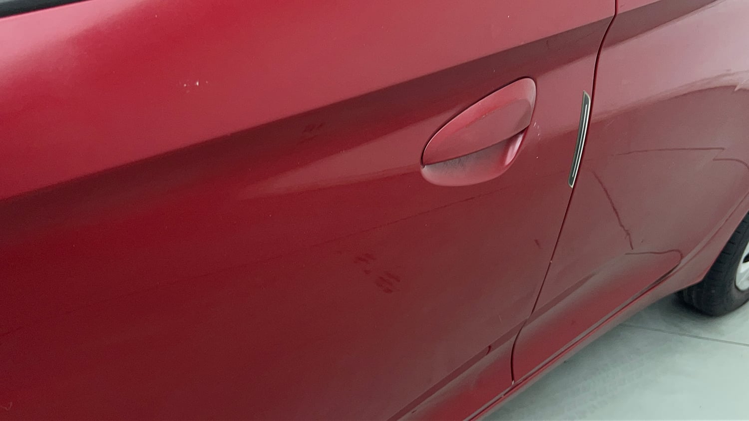 Used 2014 Hyundai Eon Sportz Petrol Manual dents MINOR SCRATCH