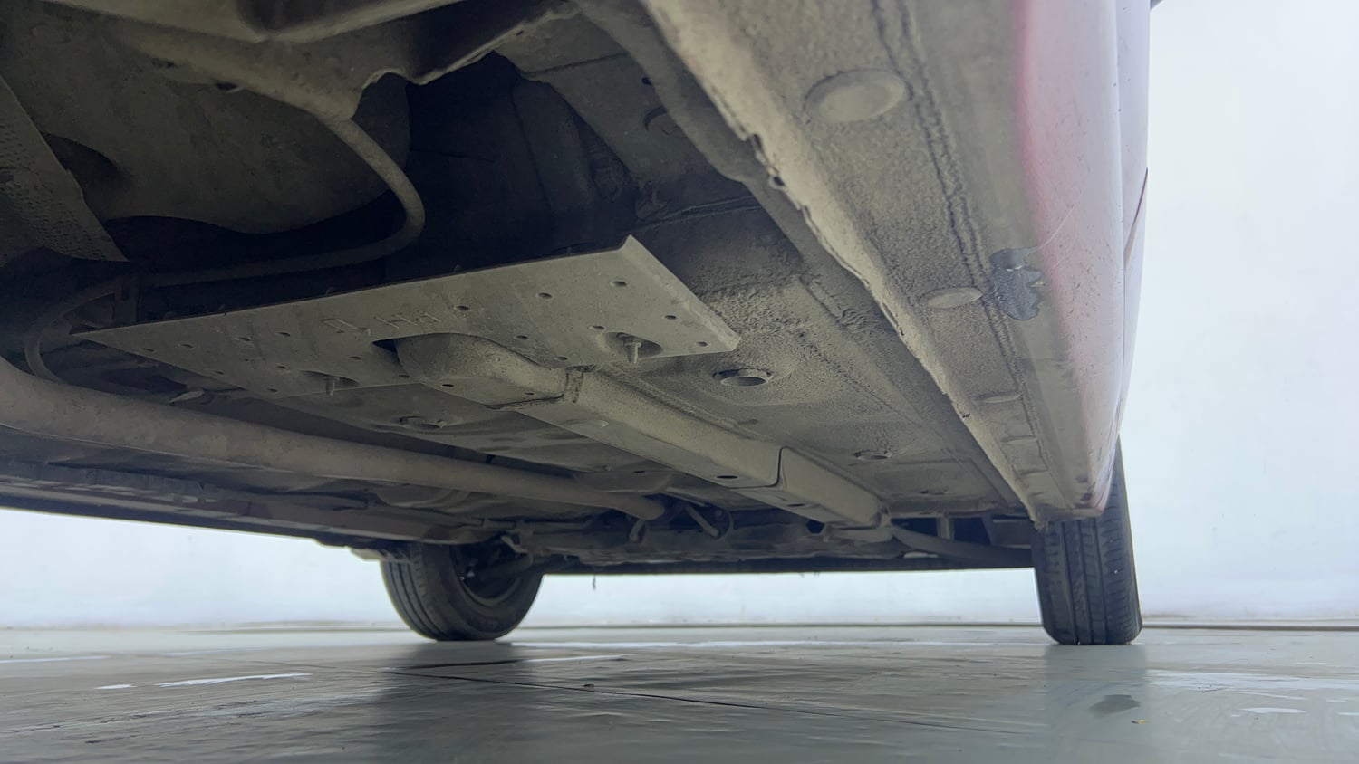 Used 2019 Hyundai Santro Sportz Petrol Manual extra REAR RIGHT UNDERBODY VIEW