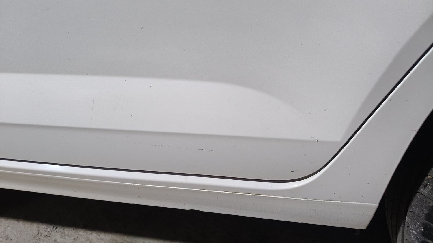 Used 2022 Skoda Slavia Style 1.0L TSI MT Petrol Manual dents MINOR SCRATCH
