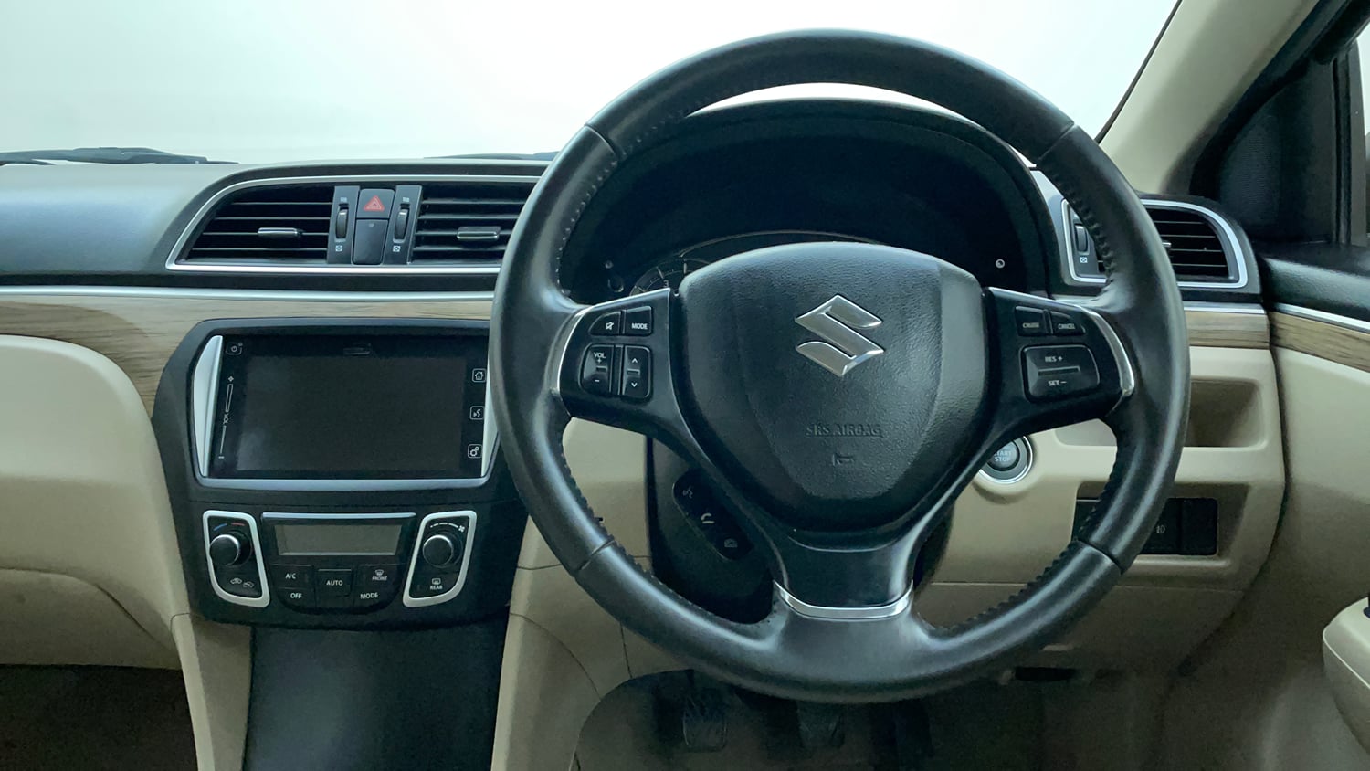 Used 2019 null Petrol Manual interior STEERING VIEW