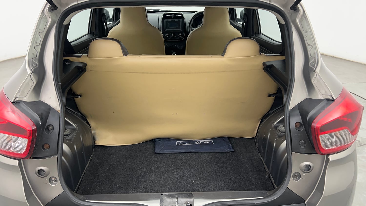 Used 2019 Renault Kwid RXT (O) 1.0 SCE Edition Petrol Manual interior DICKY INSIDE VIEW