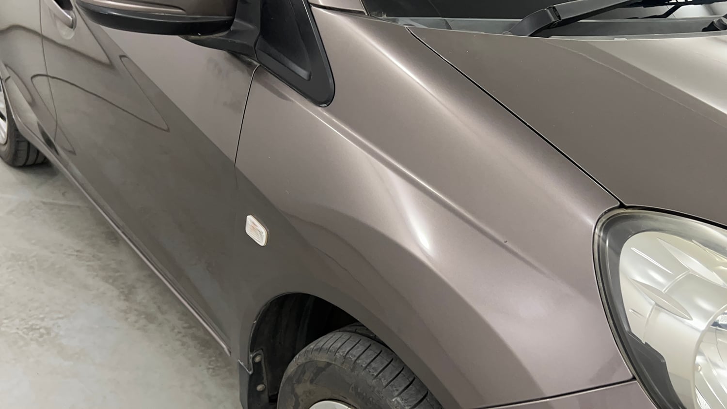 Used 2015 Honda Brio S MT Petrol Manual dents MINOR SCRATCH