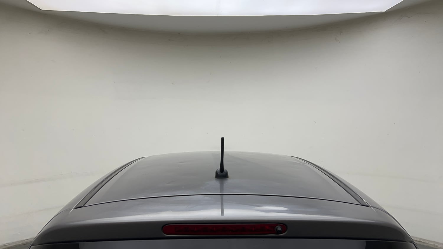 Used 2015 Maruti Suzuki Swift ZXi Petrol Manual exterior EXTERIOR ROOF VIEW