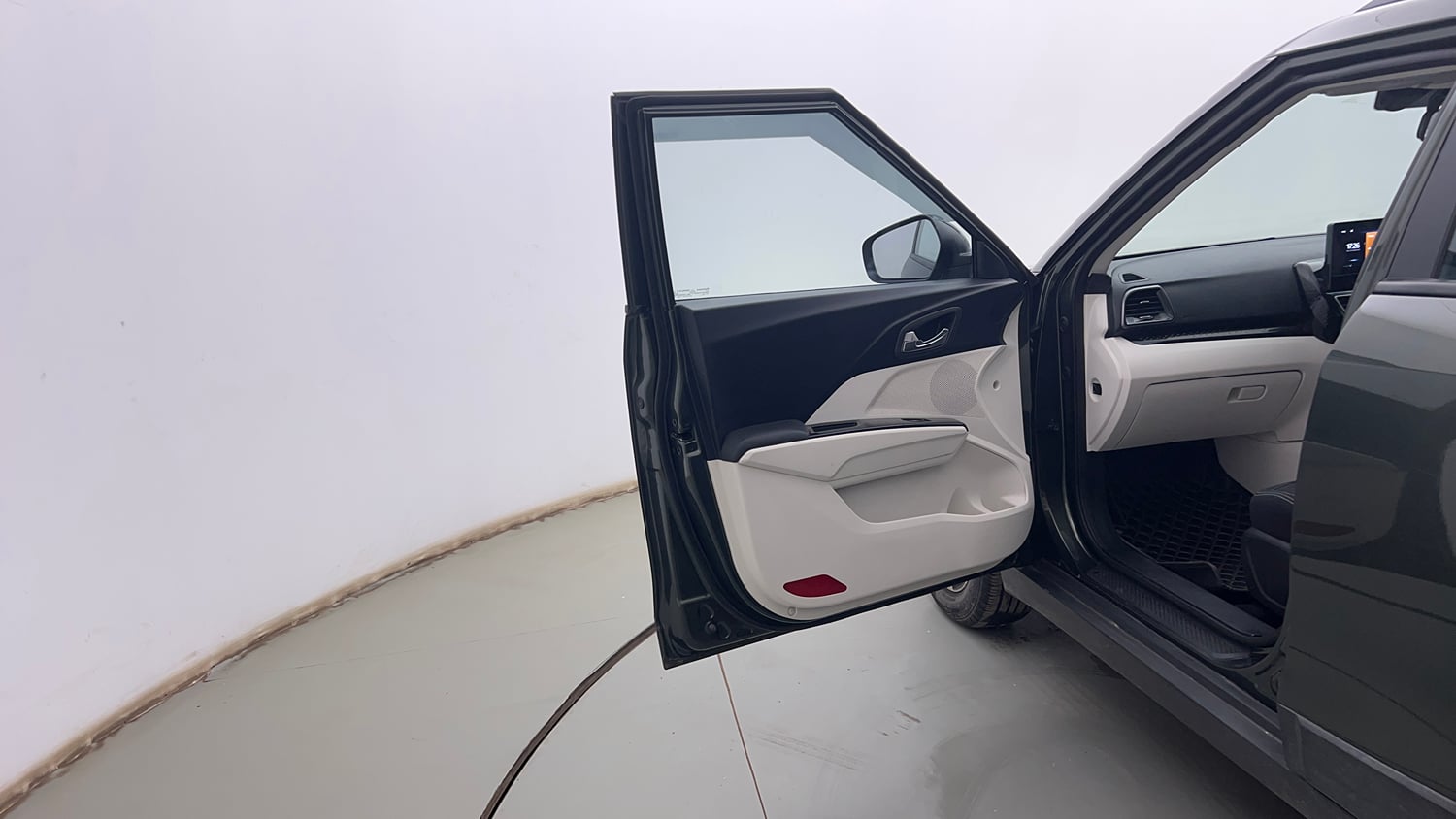 Used 2024 Mahindra XUV 3XO AX5 1.2 Petrol Petrol Manual interior LEFT FRONT DOOR OPEN VIEW