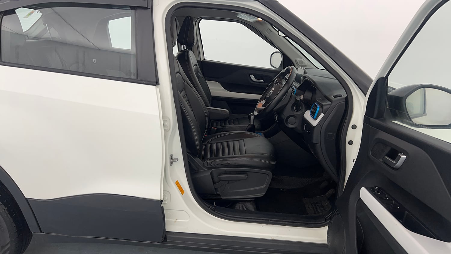 Used 2023 Tata Punch Creative Dual Tone Petrol Manual interior RIGHT SIDE FRONT DOOR CABIN VIEW