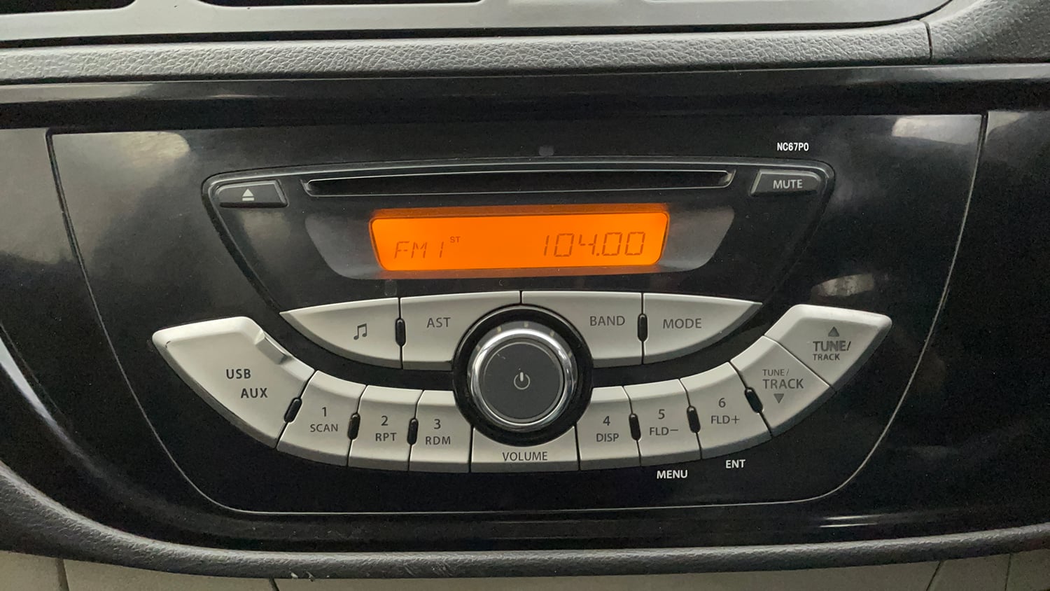 Used 2015 Maruti Suzuki Alto K10 VXi AMT Petrol Automatic top_features Integrated (in-dash) music system