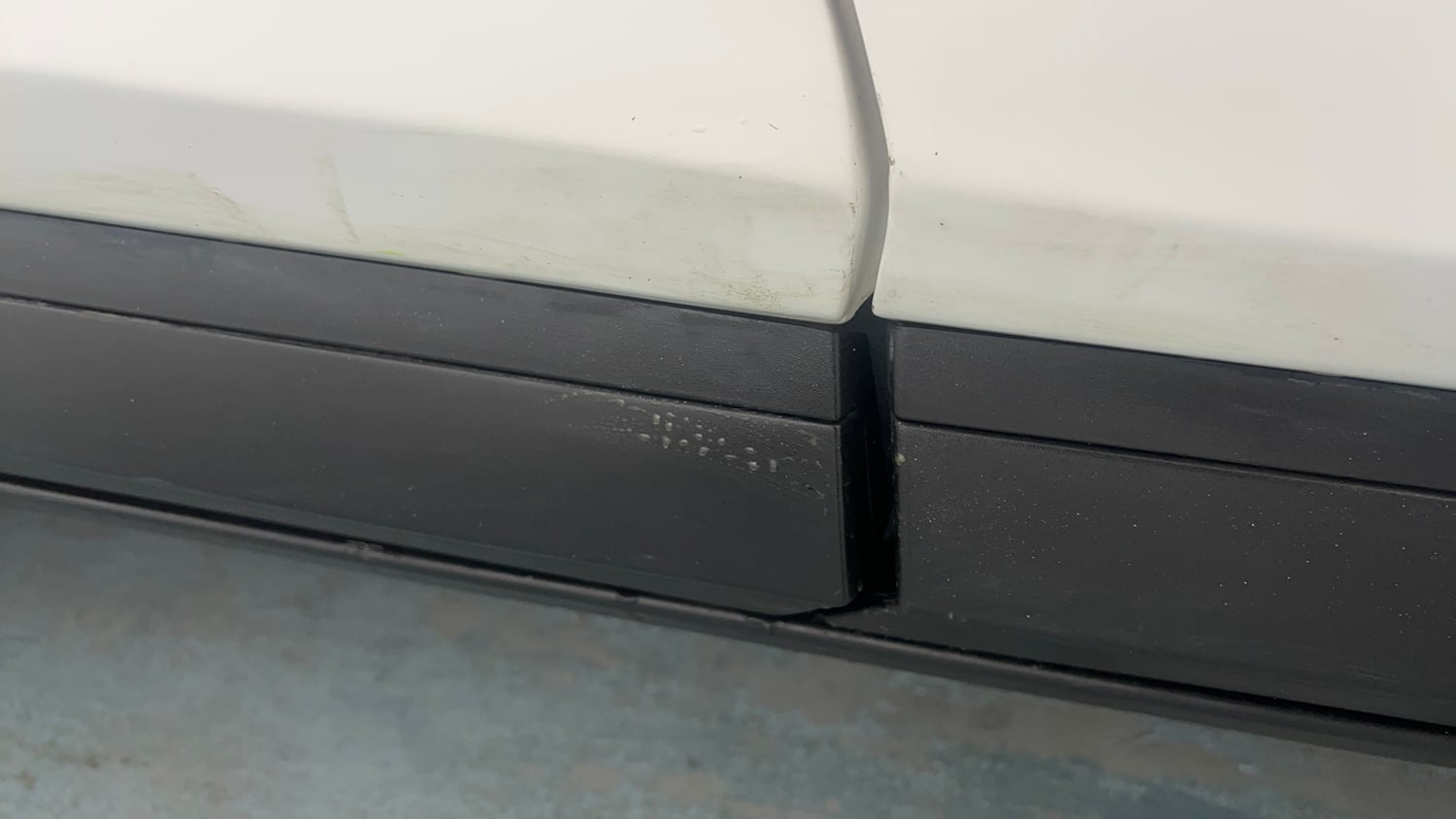 Used 2021 Nissan Magnite XL Petrol Manual dents MINOR DENT
