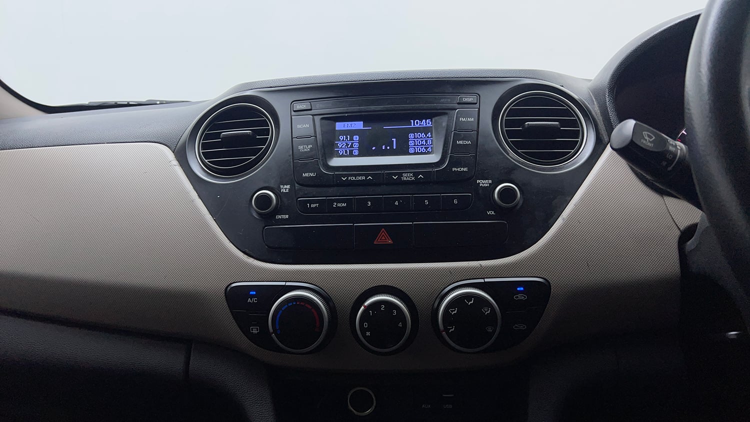 Used 2016 Hyundai Grand i10 Sportz 1.2 Kappa VTVT Petrol Manual interior MUSIC SYSTEM & AC CONTROL VIEW
