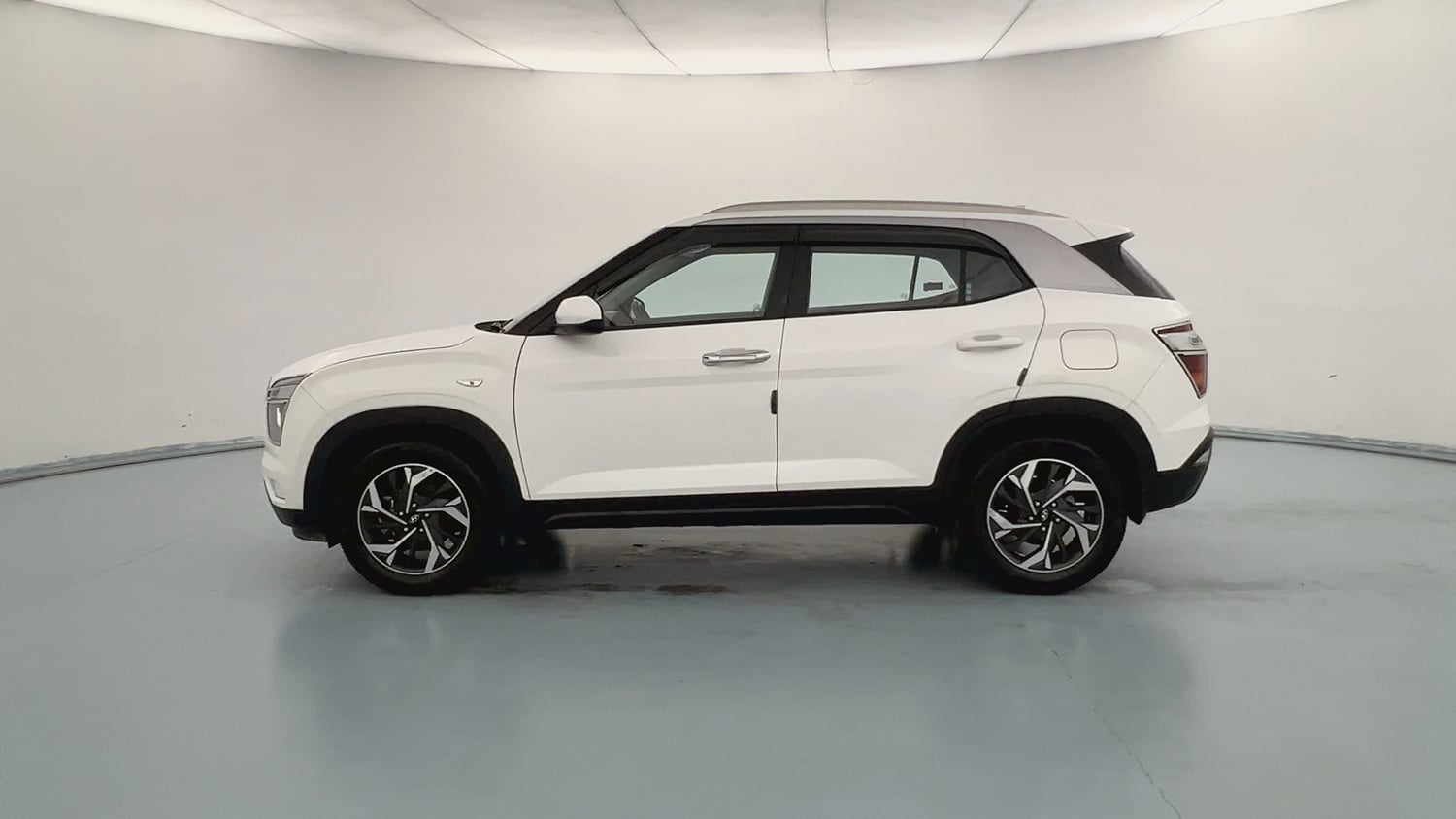Used 2023 Hyundai Creta E 1.5 Diesel Diesel Manual exterior LEFT SIDE VIEW