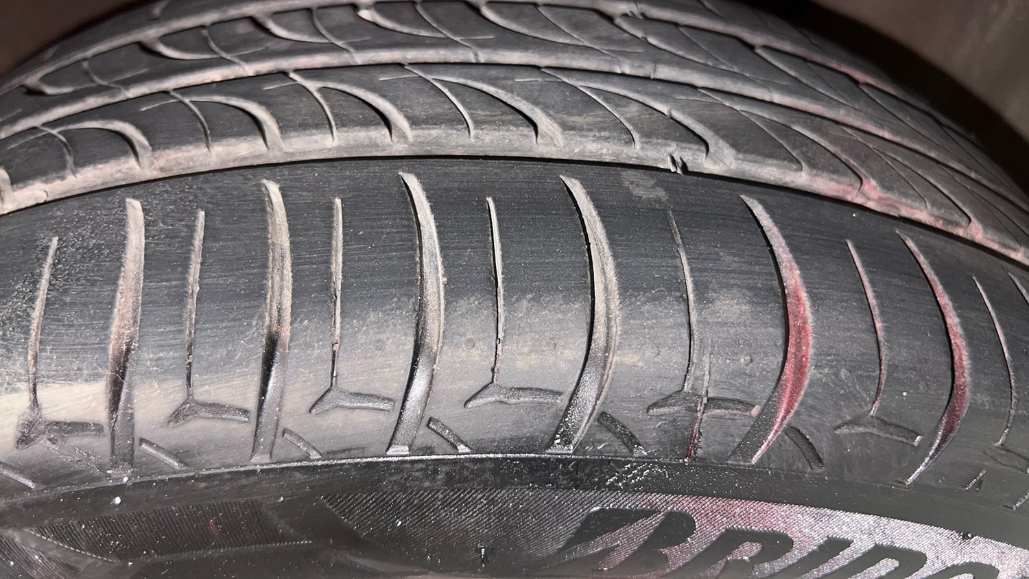 Used 2016 Hyundai Elite i20 Asta 1.2 (O) Petrol Manual tyres RIGHT FRONT TYRE TREAD VIEW