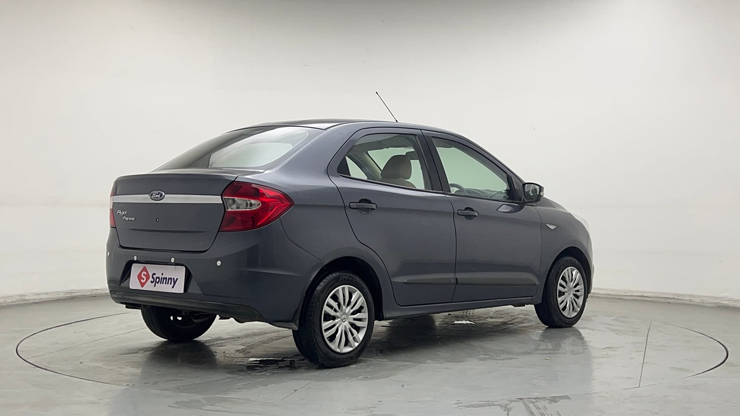 Used 2016 Ford Figo Aspire Trend 1.2 Ti-VCT Petrol Manual exterior RIGHT REAR CORNER VIEW