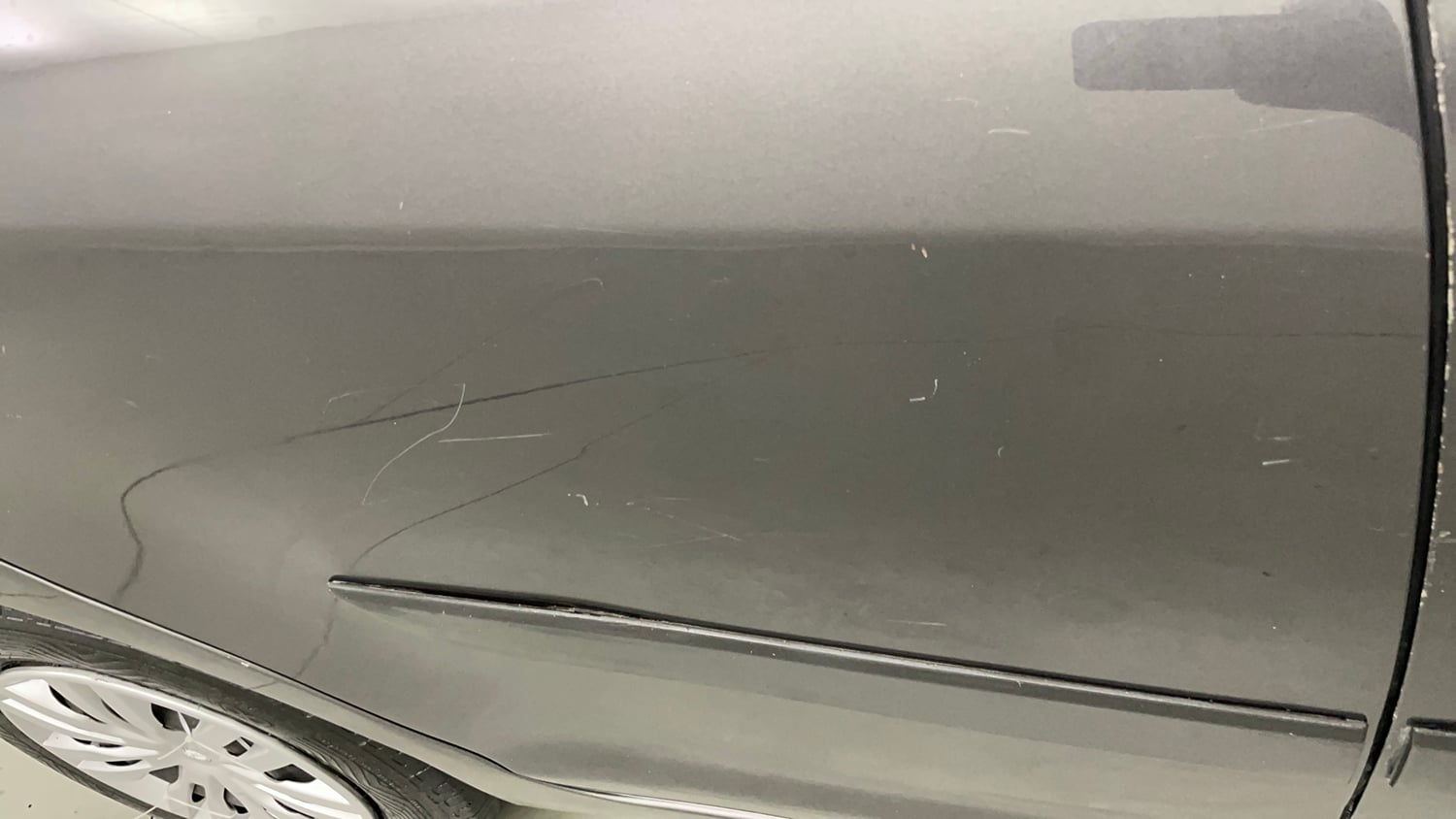 Used 2015 Maruti Suzuki Swift VXi Petrol Manual dents MINOR SCRATCH