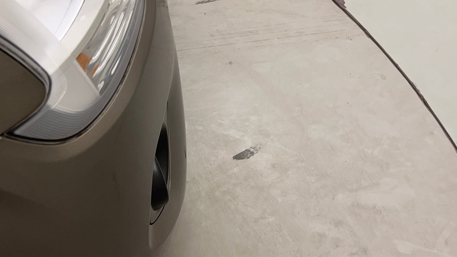 Used 2024 Maruti Suzuki Wagon R ZXI Plus 1.2 AGS Petrol Automatic dents MINOR SCRATCH