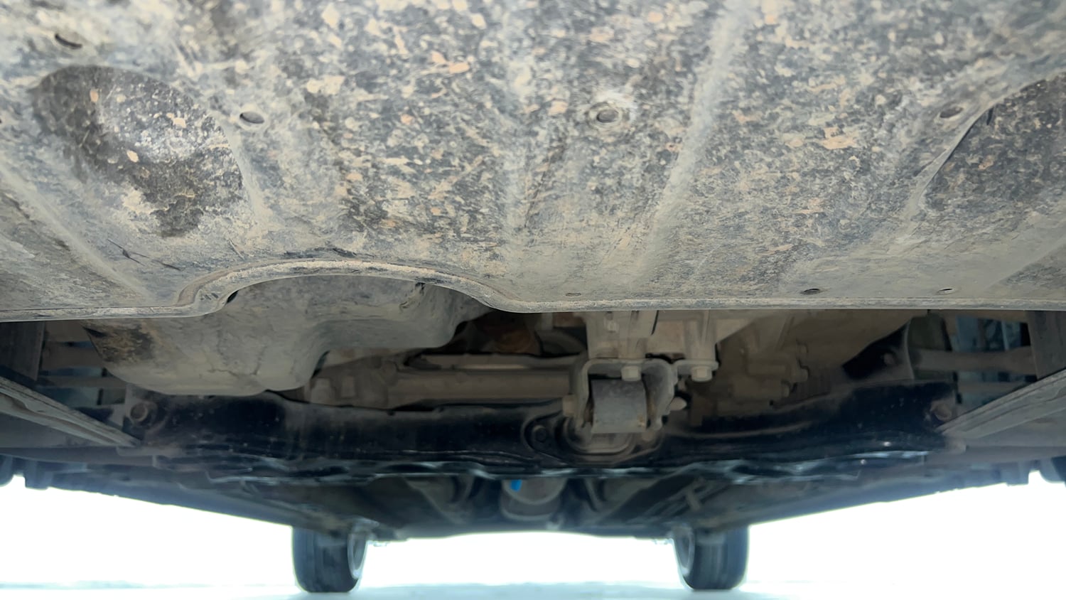 Used 2025 Hyundai Verna SX 1.5 Petrol MT Petrol Manual extra FRONT LEFT UNDERBODY VIEW