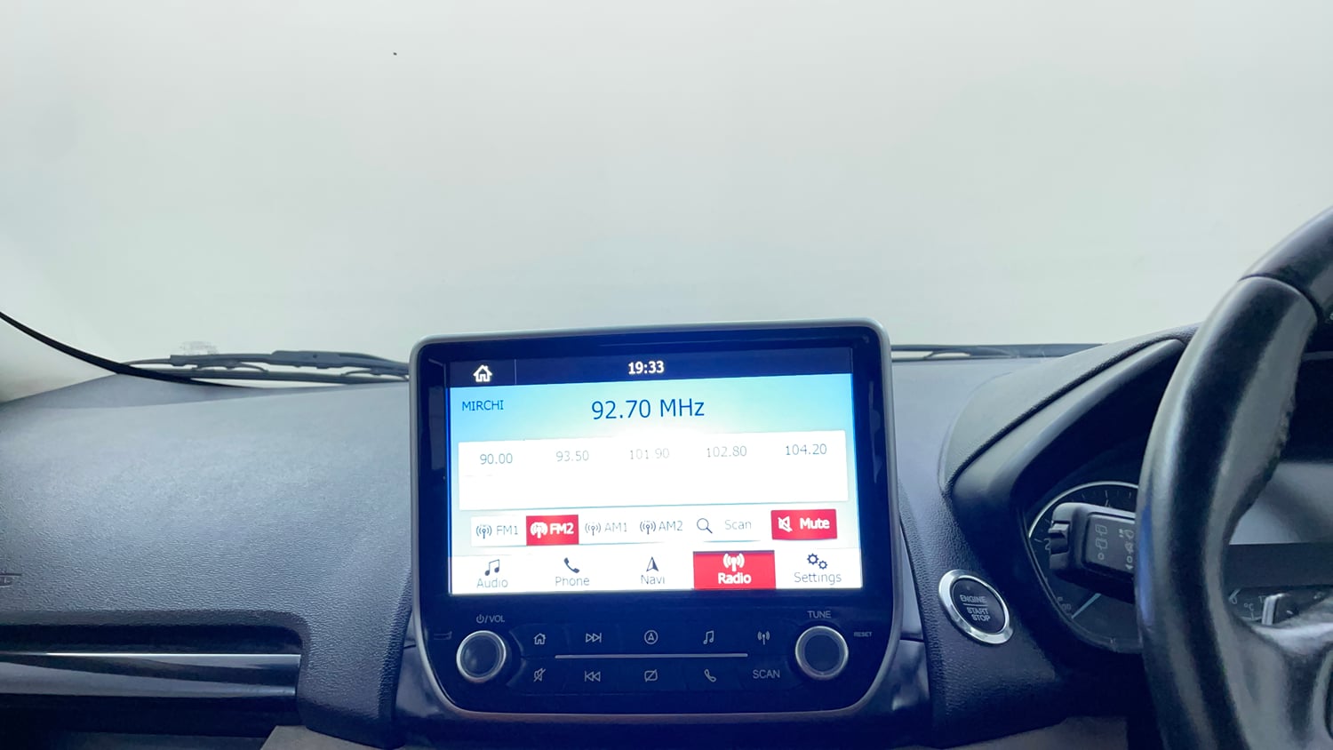 Used 2020 Ford EcoSport Titanium + 1.5L Ti-VCT AT Petrol Automatic top_features Integrated (in-dash) music system