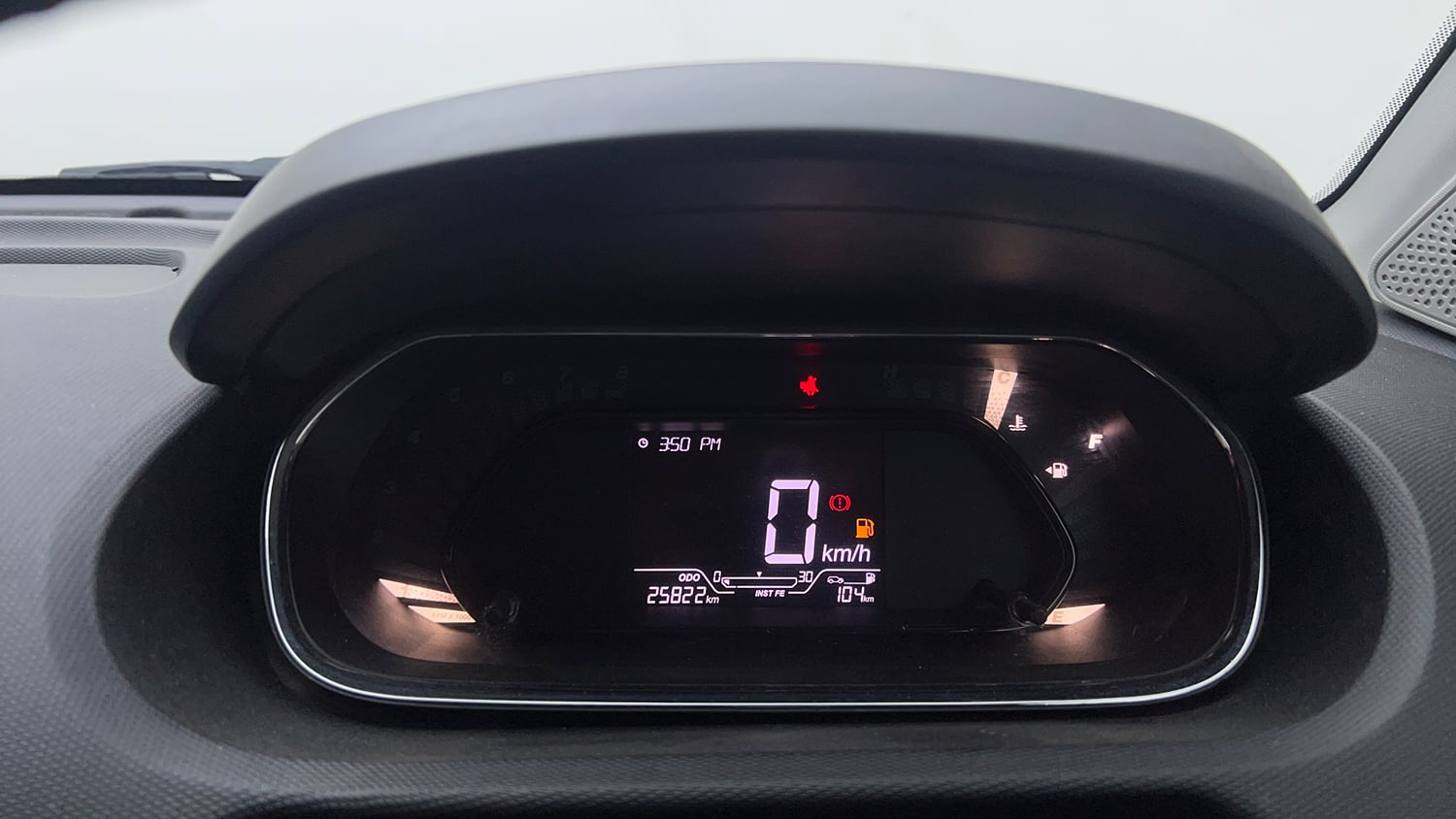 Used 2023 Tata Tiago XT (O) Petrol Manual interior CLUSTERMETER VIEW