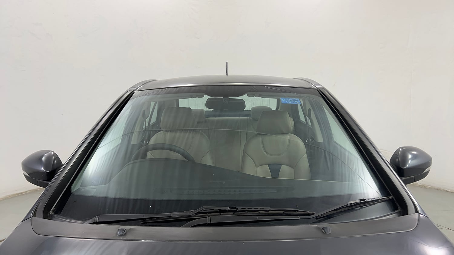 Used 2016 Tata Zest XT Petrol Petrol Manual exterior FRONT WINDSHIELD VIEW