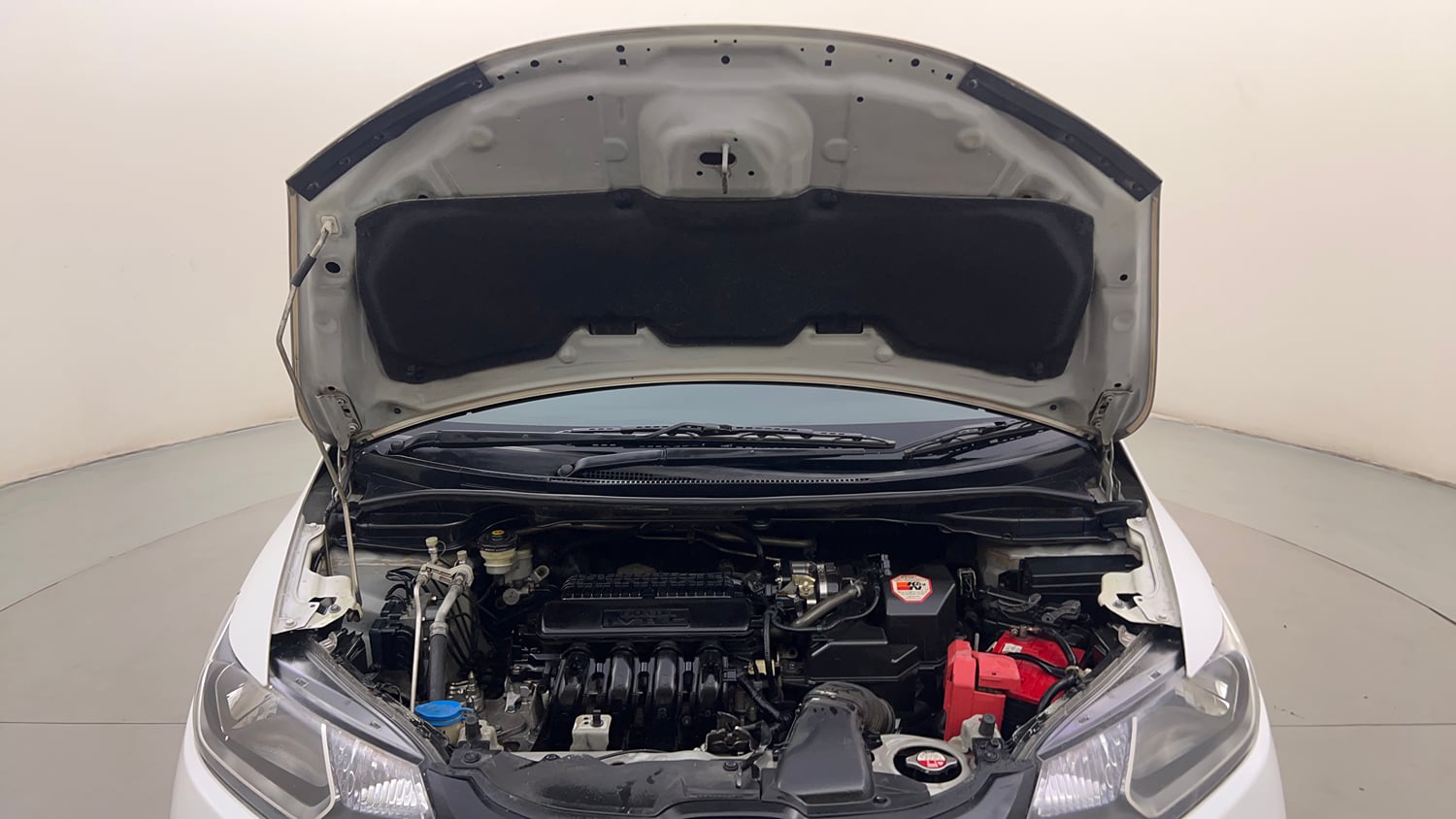 Used 2018 Honda Jazz V AT Petrol Petrol Automatic engine ENGINE & BONNET OPEN FRONT VIEW