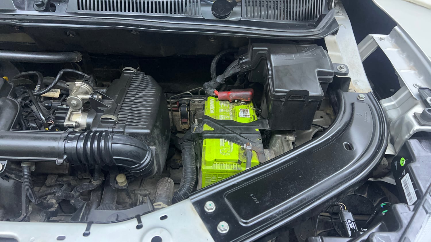 Used 2023 Renault Kiger RXZ AMT Petrol Automatic engine ENGINE LEFT SIDE VIEW