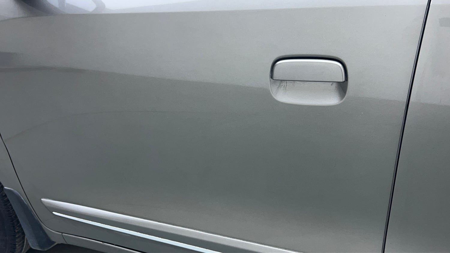 Used 2023 Maruti Suzuki Wagon R VXI 1.0 Petrol Manual dents MINOR SCRATCH