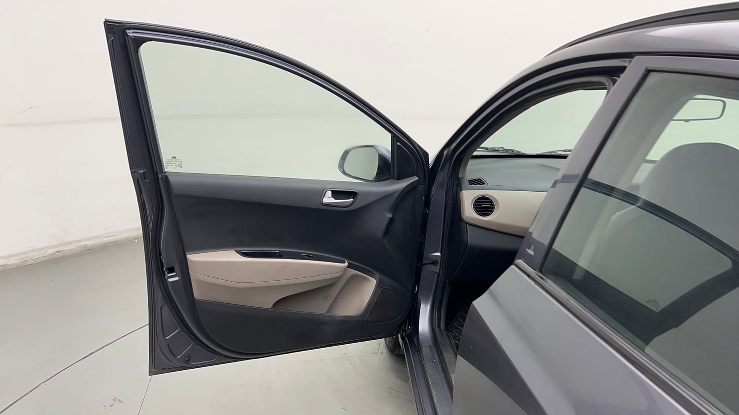Used 2017 Hyundai Grand i10 Sportz (O) AT 1.2 Kappa VTVT Petrol Automatic interior LEFT FRONT DOOR OPEN VIEW