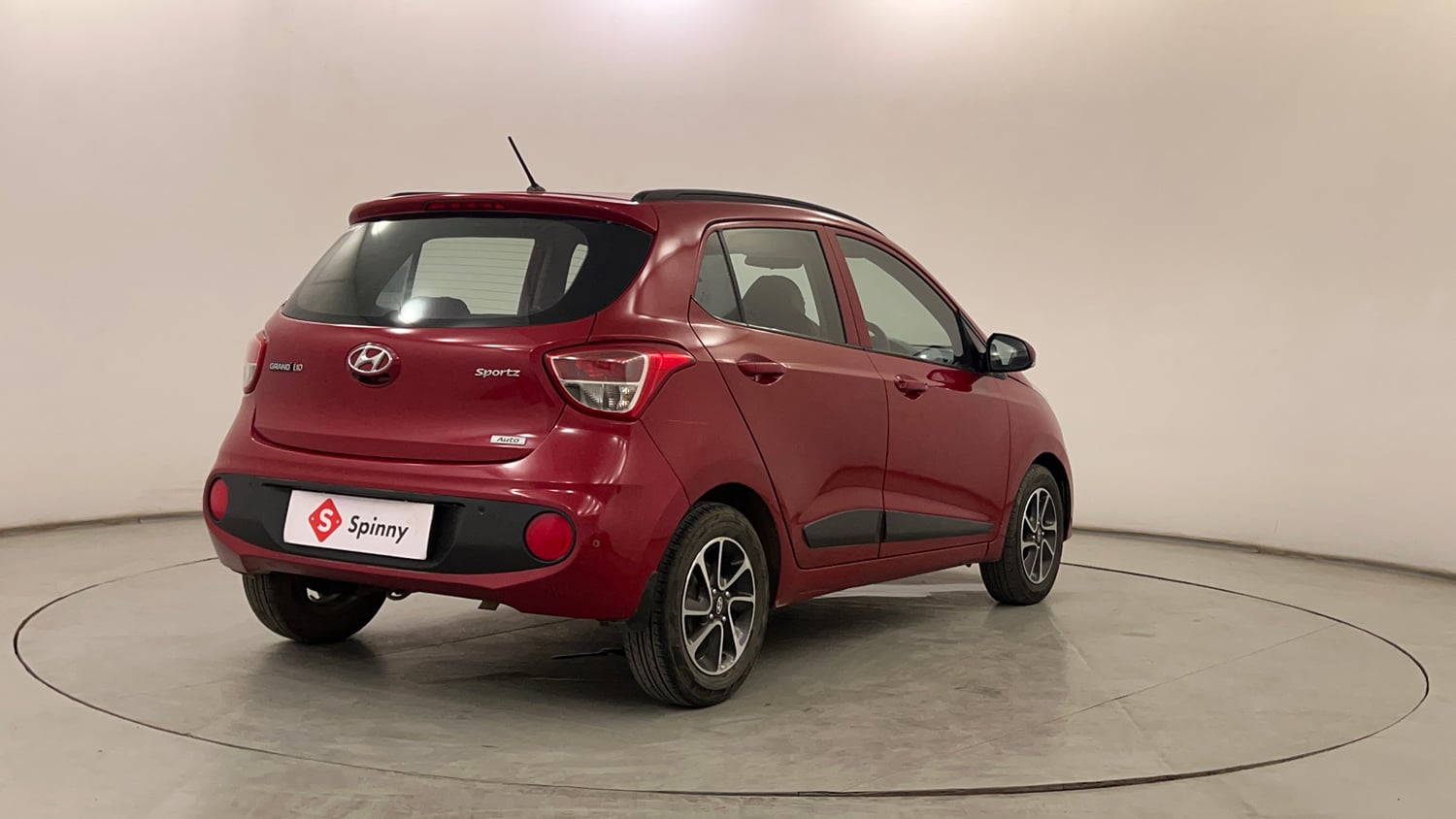 Used 2017 Hyundai Grand i10 Sportz (O) AT 1.2 Kappa VTVT Petrol Automatic exterior RIGHT REAR CORNER VIEW