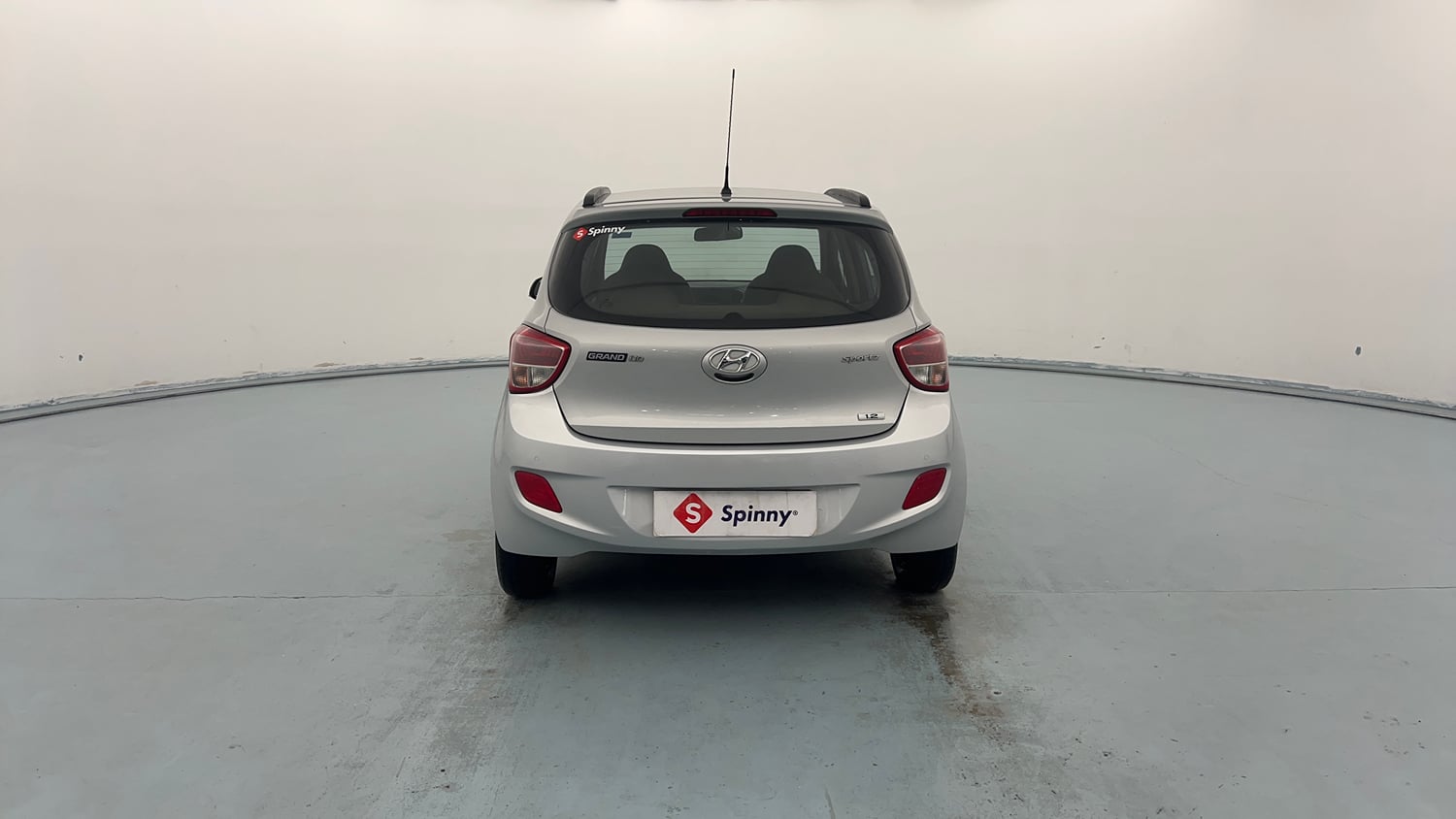 Used 2016 Hyundai Grand i10 Sportz 1.2 Kappa VTVT Petrol Manual exterior BACK VIEW