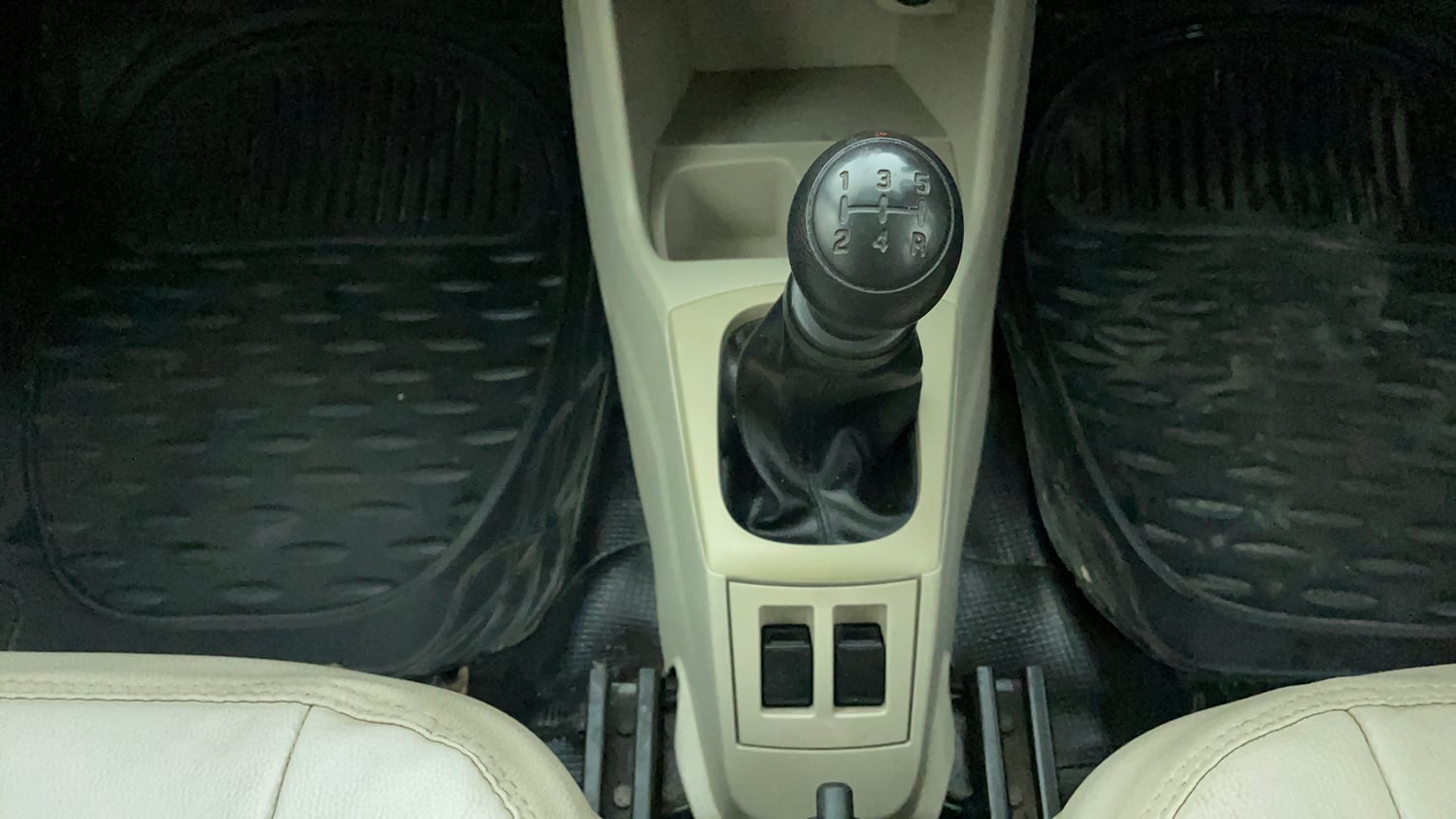 Used 2019 Maruti Suzuki Alto 800 LXi Petrol Manual interior GEAR  KNOB VIEW