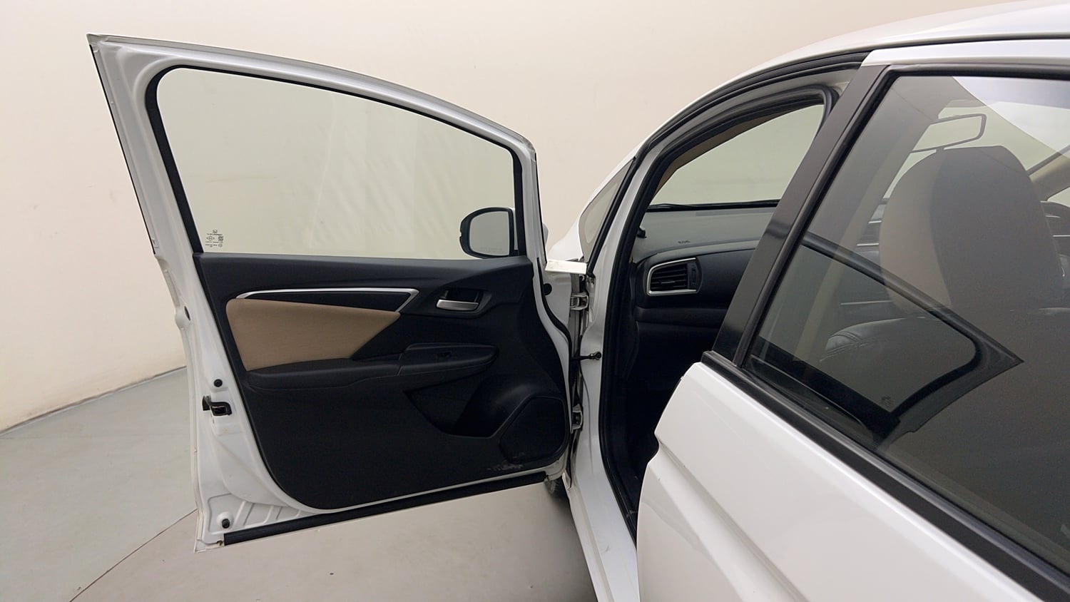 Used 2018 Honda Jazz V AT Petrol Petrol Automatic interior LEFT FRONT DOOR OPEN VIEW