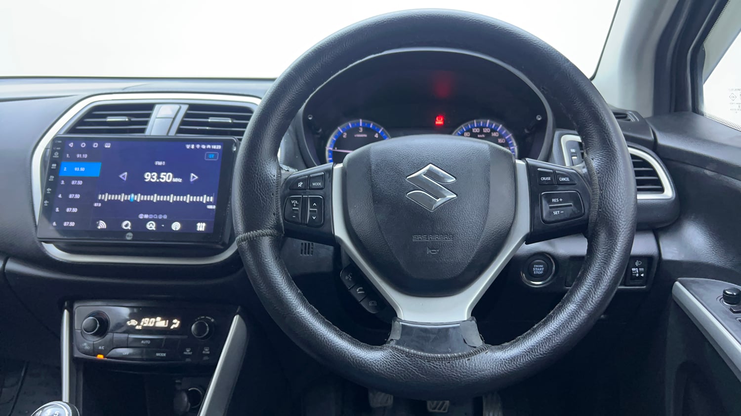 Used 2016 Maruti Suzuki S-Cross Alpha 1.3 Diesel Manual interior STEERING VIEW