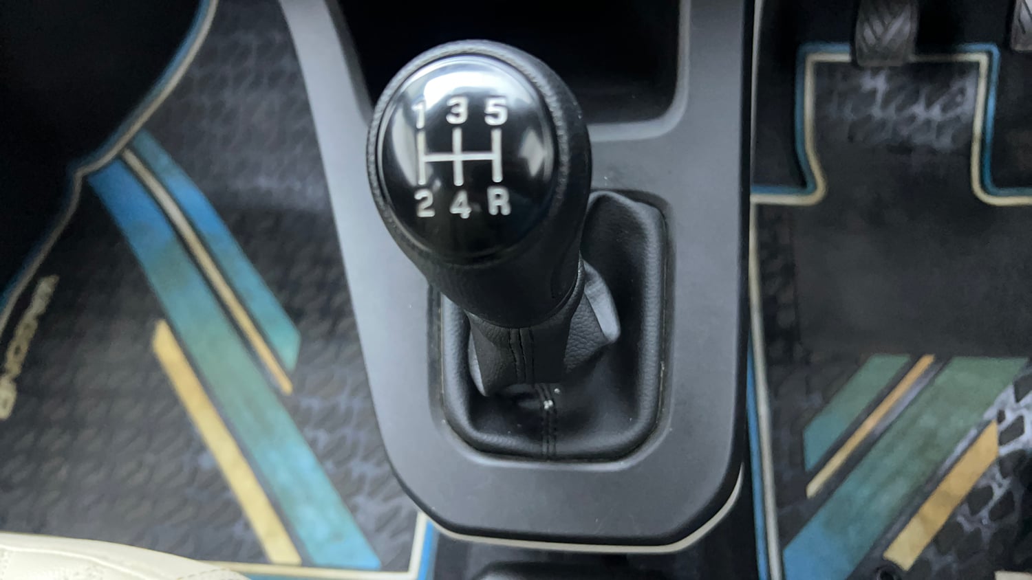 Used 2023 Maruti Suzuki Wagon R VXI 1.0 Petrol Manual interior GEAR  KNOB VIEW