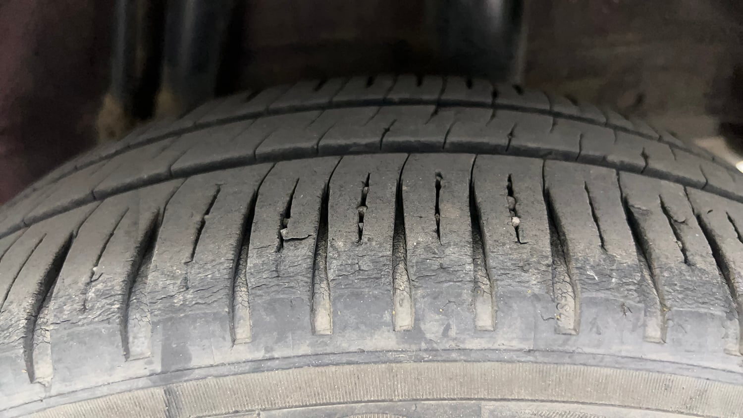 Used 2015 Honda Jazz SV Petrol Petrol Manual tyres LEFT REAR TYRE TREAD VIEW