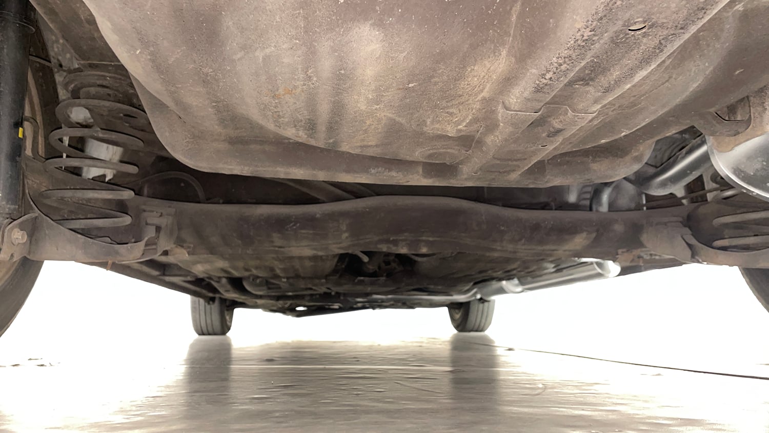 Used 2012 Honda City 1.5 V AT Petrol Automatic extra REAR UNDERBODY VIEW (TAKEN FROM REAR)