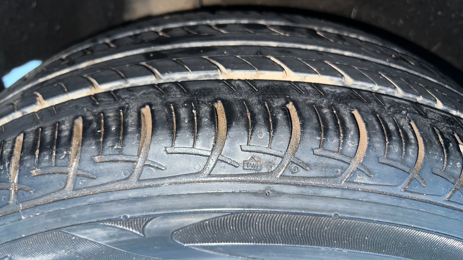 Used 2018 Maruti Suzuki Baleno Delta 1.2 Petrol Manual tyres RIGHT REAR TYRE TREAD VIEW