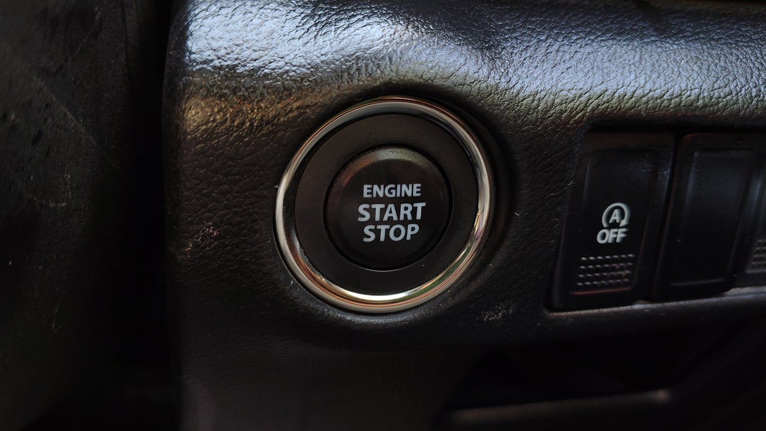 Used 2021 Maruti Suzuki S-Cross Zeta Petrol Manual top_features Keyless start