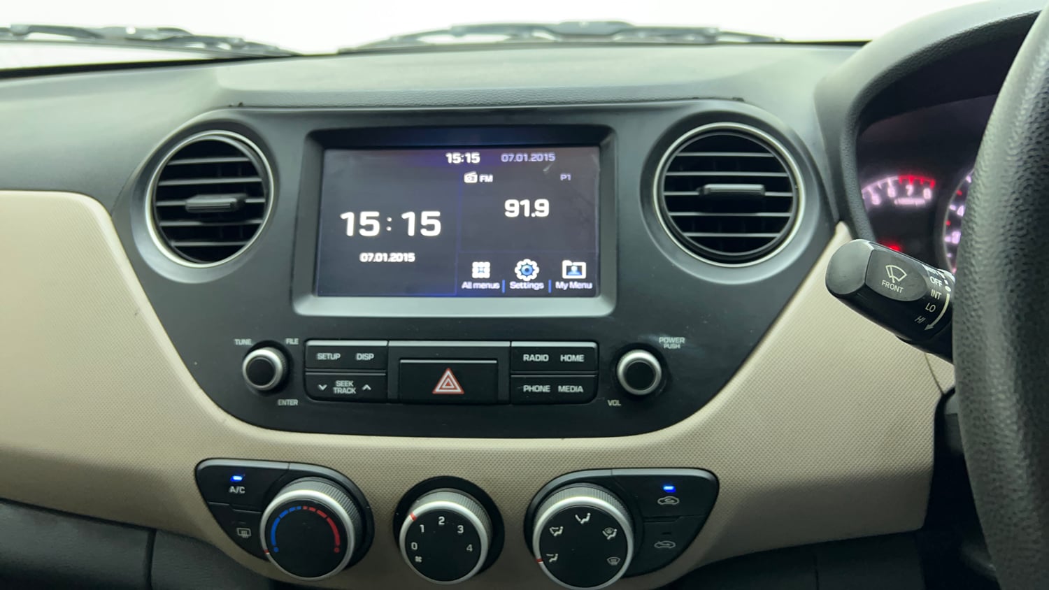Used 2017 Hyundai Grand i10 Sportz (O) AT 1.2 Kappa VTVT Petrol Automatic top_features Touch screen infotainment system