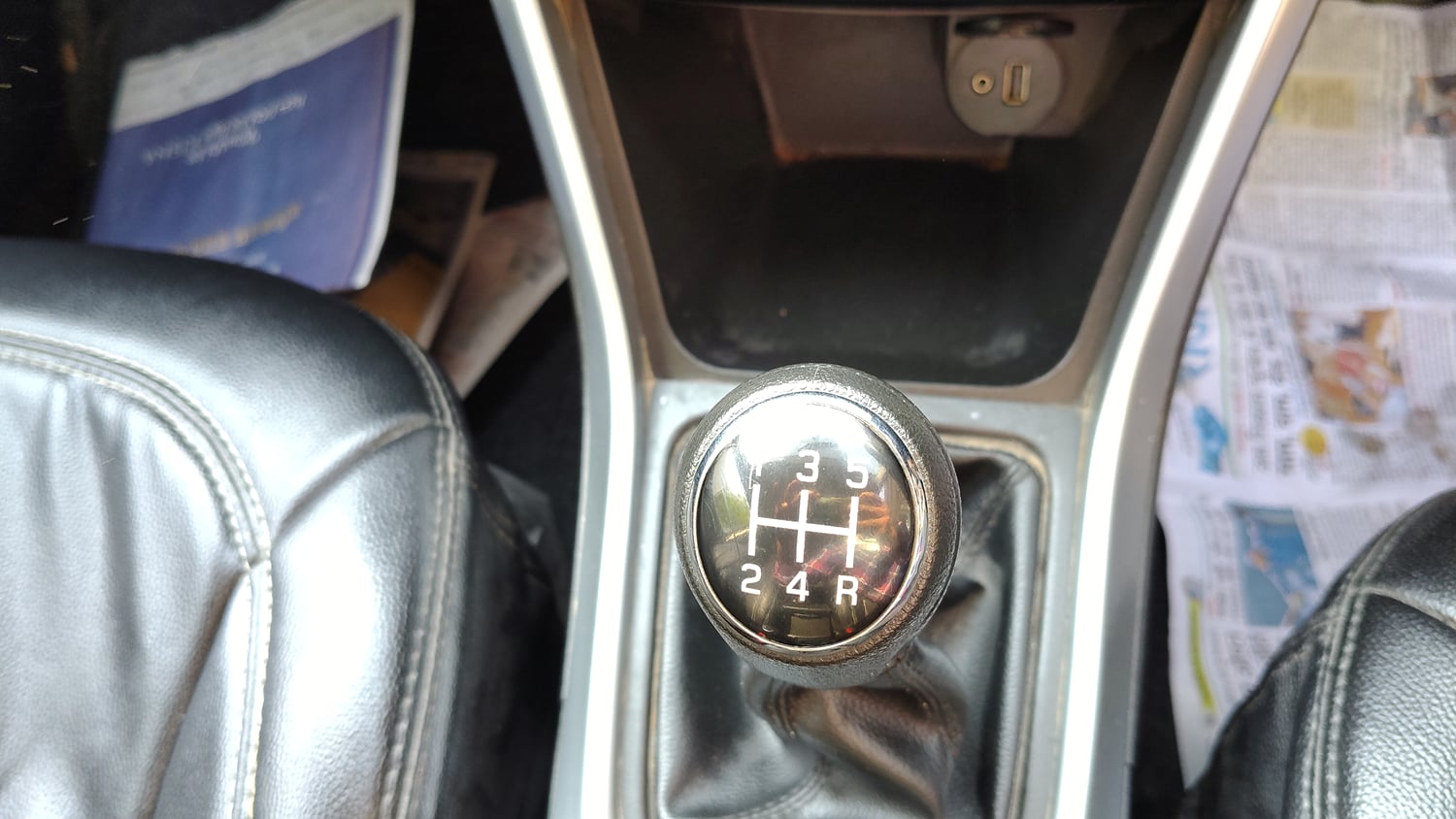 Used 2021 Maruti Suzuki S-Cross Zeta Petrol Manual interior GEAR  KNOB VIEW