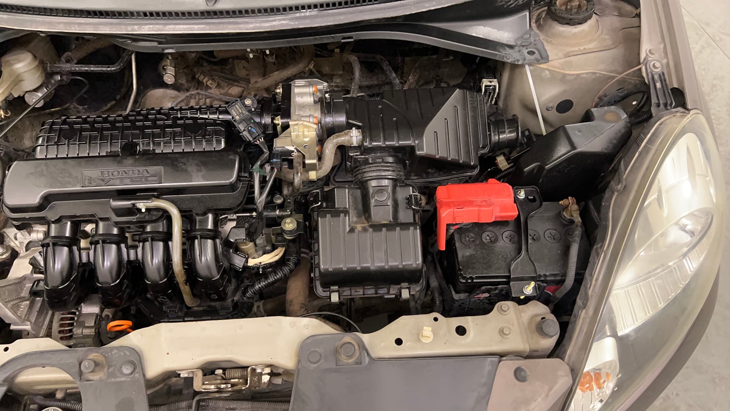 Used 2015 Honda Brio S MT Petrol Manual engine ENGINE LEFT SIDE VIEW