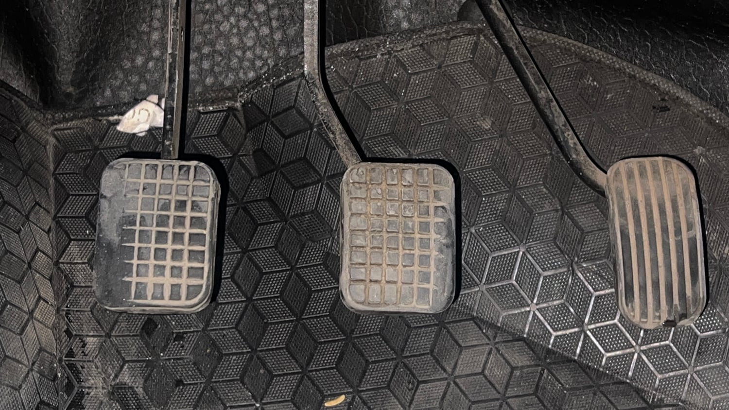 Used 2018 Tata Tiago Revotron XZ Petrol Manual interior PEDALS VIEW