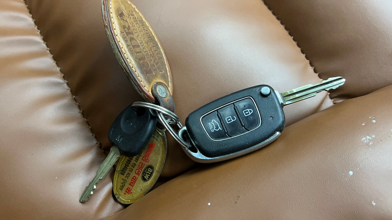 Used 2019 Hyundai Elite i20 Magna Plus 1.2 Petrol Manual extra CAR KEY VIEW