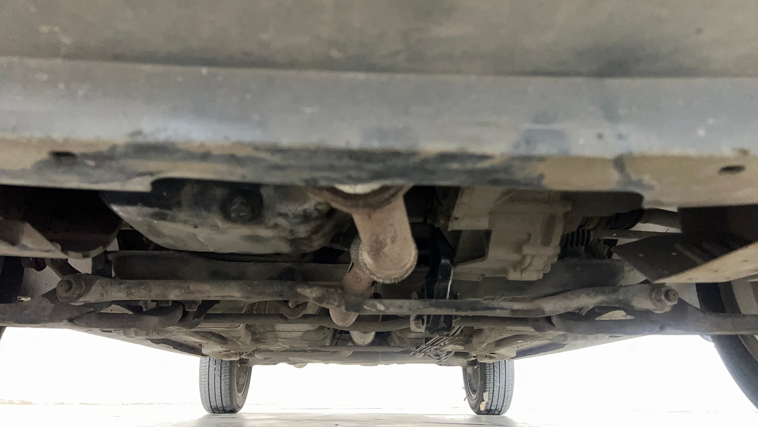 Used 2020 Tata Tiago XZ Plus Petrol Manual extra FRONT LEFT UNDERBODY VIEW