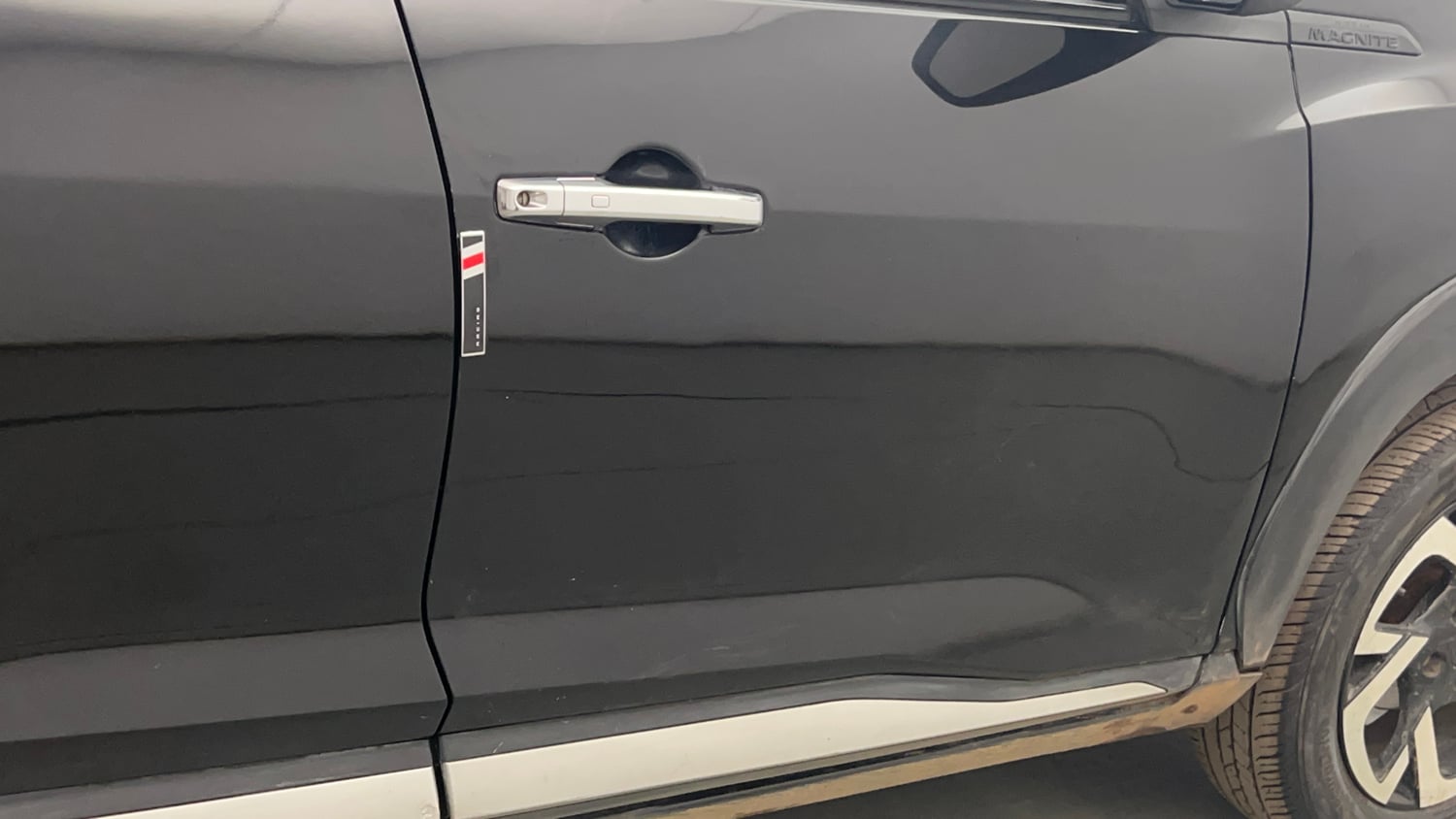 Used 2023 Nissan Magnite XV Petrol Manual dents MINOR SCRATCH