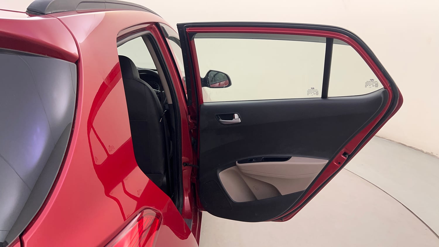 Used 2018 Hyundai Grand i10 Sportz (O) 1.2 Kappa VTVT Petrol Manual interior RIGHT REAR DOOR OPEN VIEW
