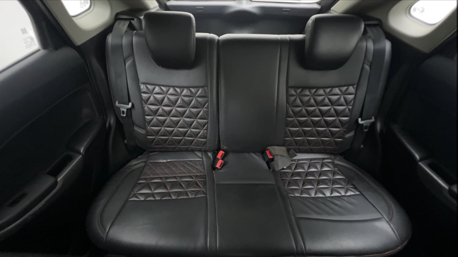 Used 2019 Maruti Suzuki Baleno Zeta Petrol Manual interior REAR SEAT CONDITION VIEW